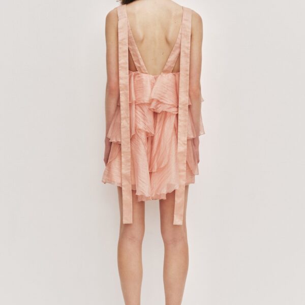 Aje clothing Aus  – structured silhouette with raw femininity from Coveti