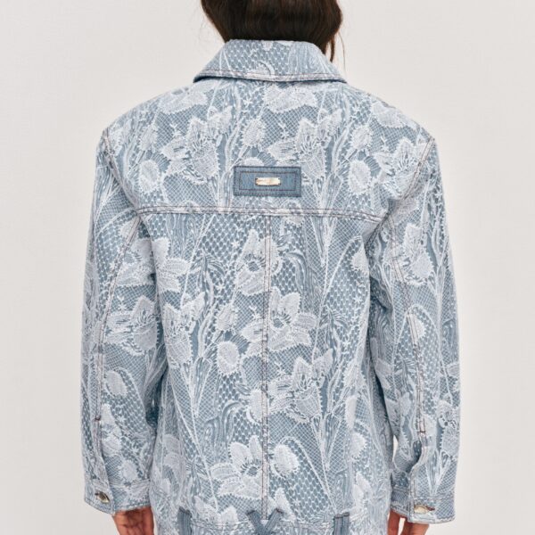 Aje Aus  – structured silhouette with raw femininity from Coveti