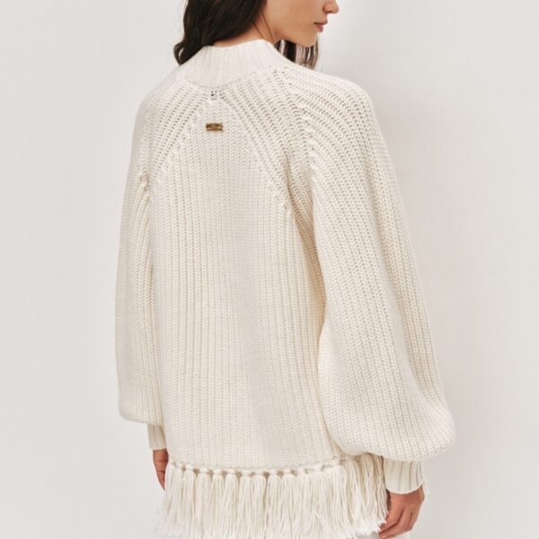 Aje Aus  – structured silhouette with raw femininity from Coveti
