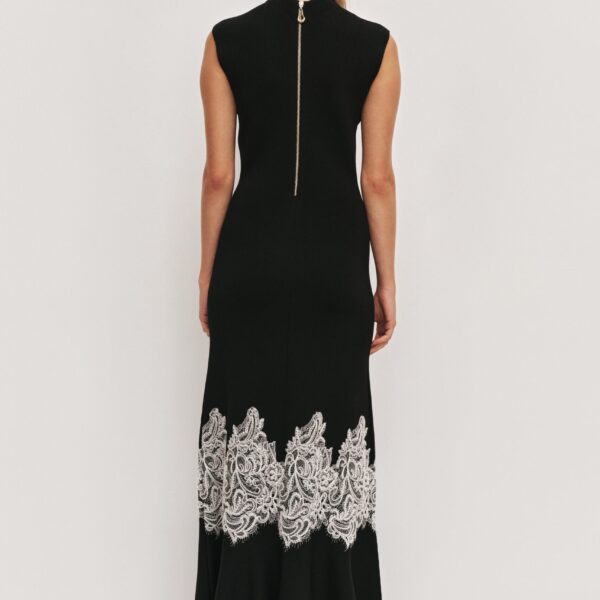 Aje clothing Aus  – structured silhouette with raw femininity from Coveti