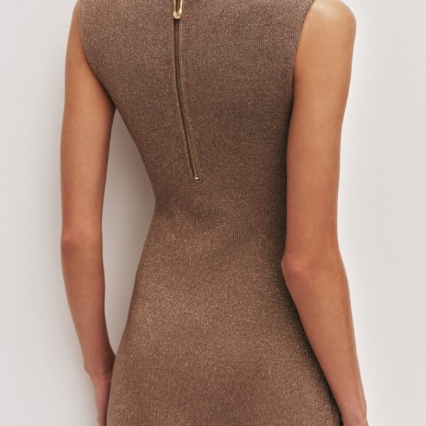 Aje Aus  – structured silhouette with raw femininity from Coveti