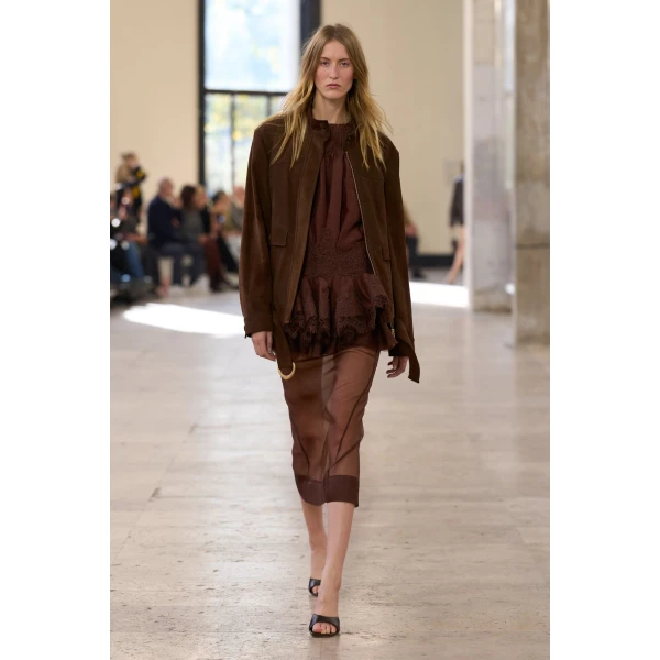 Aje Aus  – structured silhouette with raw femininity from Coveti