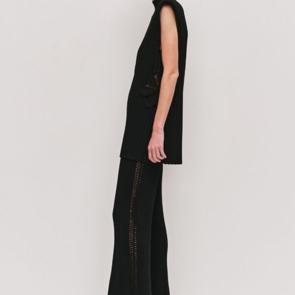Aje Aus  – structured silhouette with raw femininity from Coveti