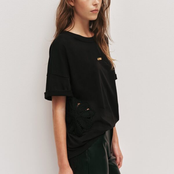 Aje Aus  – structured silhouette with raw femininity from Coveti