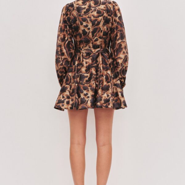 Aje Aus  – structured silhouette with raw femininity from Coveti