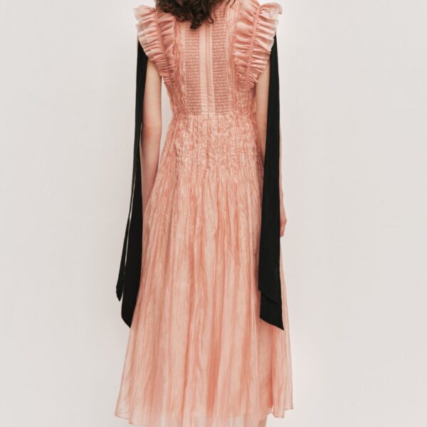 Aje clothing Aus  – structured silhouette with raw femininity from Coveti