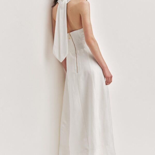 Aje world  – structured silhouette with raw femininity from Coveti