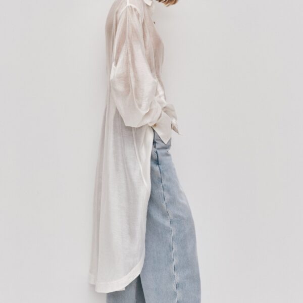 Aje world  – structured silhouette with raw femininity from Coveti