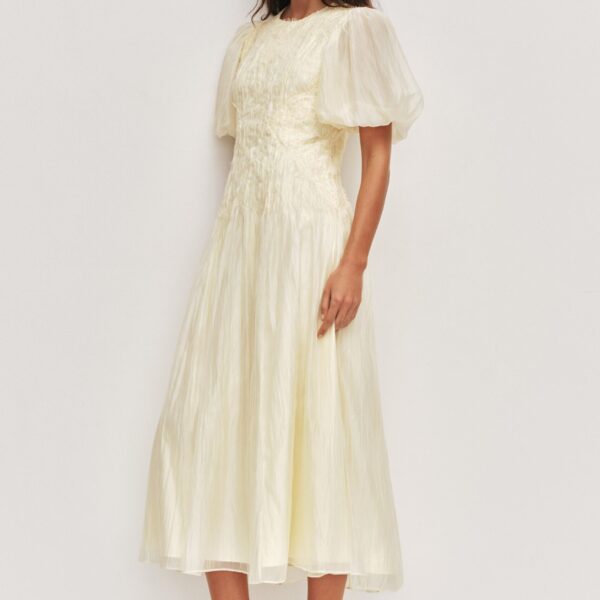 Aje Aus  – structured silhouette with raw femininity from Coveti