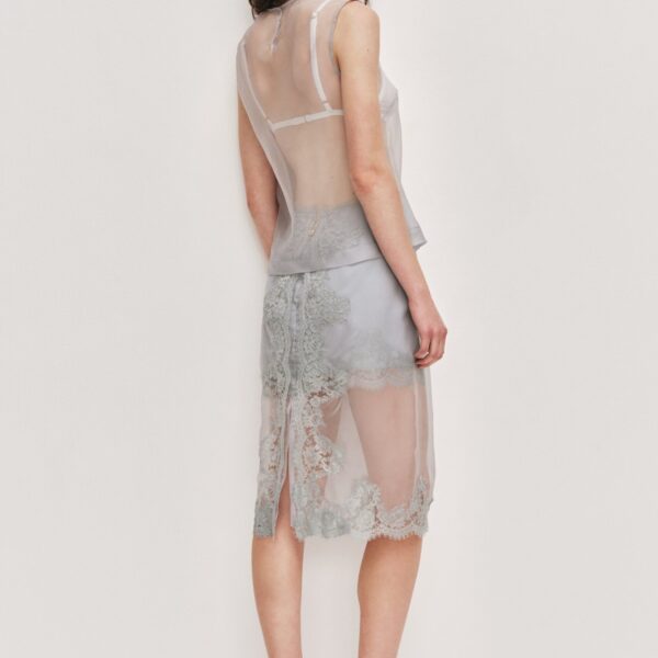 Aje clothing Aus  – structured silhouette with raw femininity from Coveti
