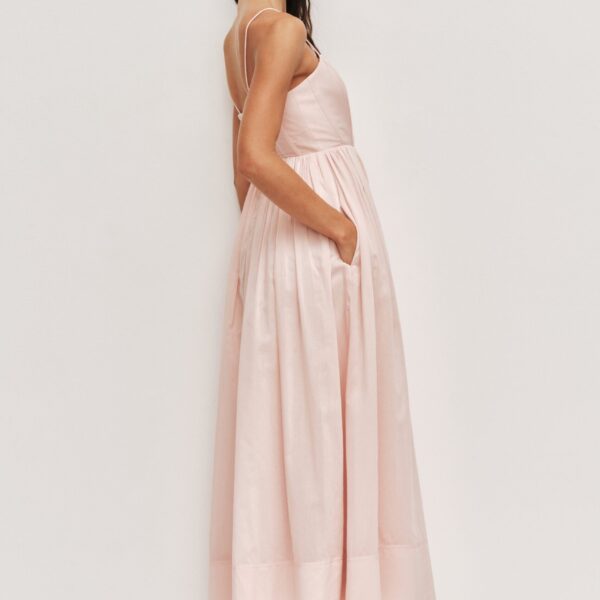 Aje Aus  – structured silhouette with raw femininity from Coveti