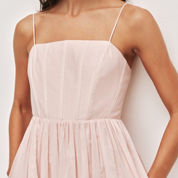 Aje clothing Aus  – structured silhouette with raw femininity from Coveti
