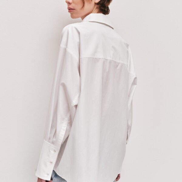 Aje Aus  – structured silhouette with raw femininity from Coveti