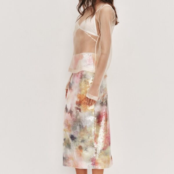 Aje Aus  – structured silhouette with raw femininity from Coveti