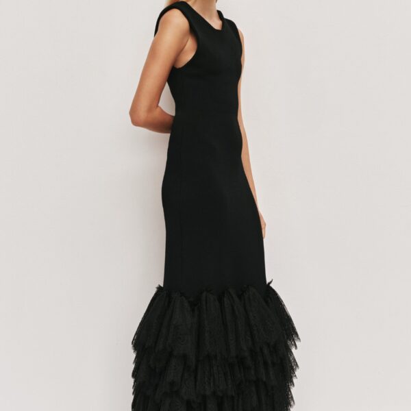Aje clothing Aus  – structured silhouette with raw femininity from Coveti