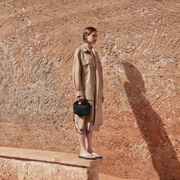 Polène Béri in Black Béri in Black - Shoulder & Crossbody Bags - Parisian Luxury Leather Bag at Coveti