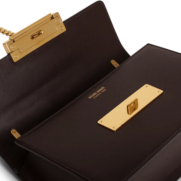 Ateliers Auguste Alma in Chocolate bag