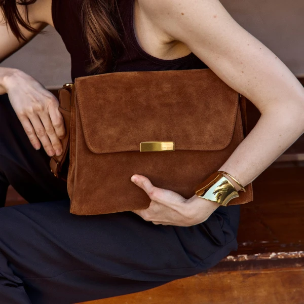 Ateliers Auguste Amelot in Tan bag
