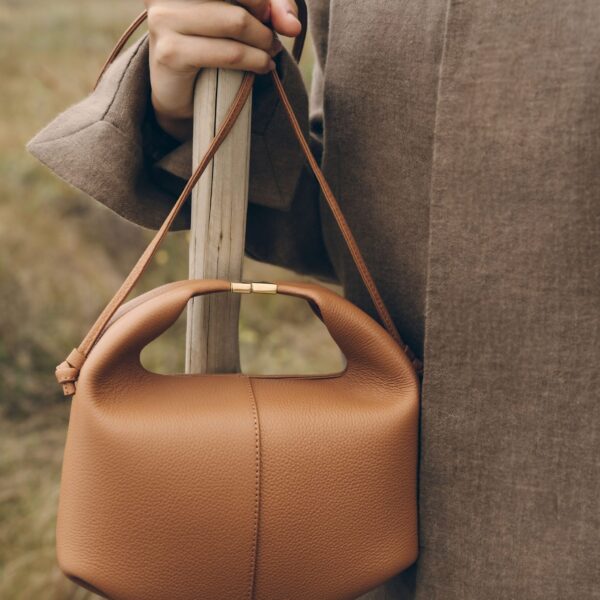 Polène Béri in Camel Béri in Camel - Shoulder & Crossbody Bags - Parisian Luxury Leather Bag at Coveti