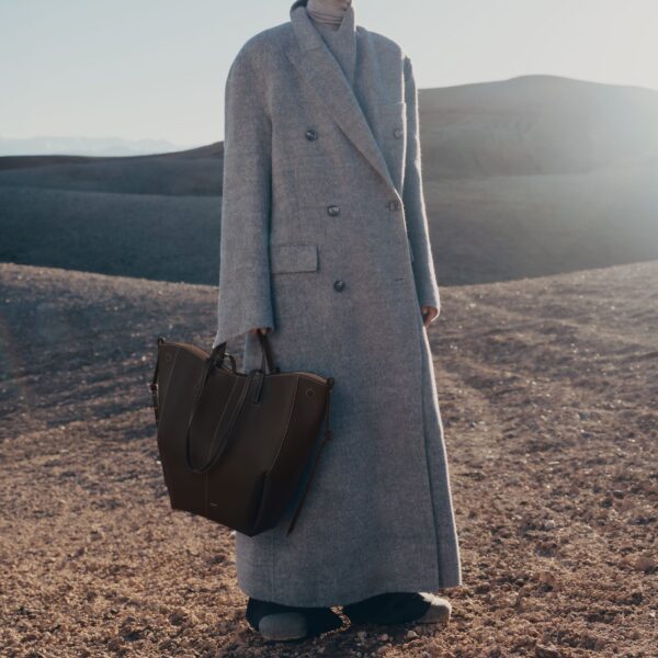 Polène Cyme Tote in Ebony Cyme Tote in Ebony - Totes & Top-Handle Bags - Parisian Luxury Leather Bag at Coveti