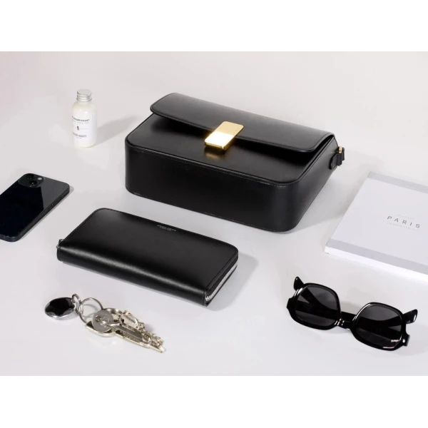 Ateliers Auguste Monceau in Chocolate bag