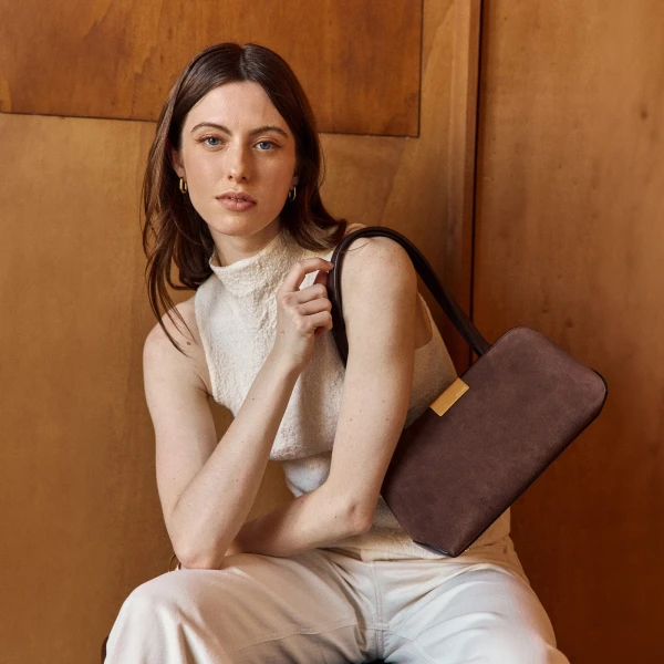 Ateliers Auguste Passy East West in Chocolate bag
