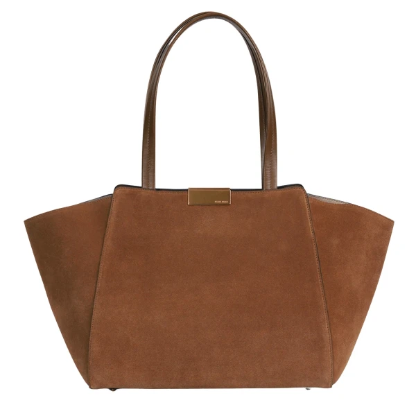Sévigné in Tan