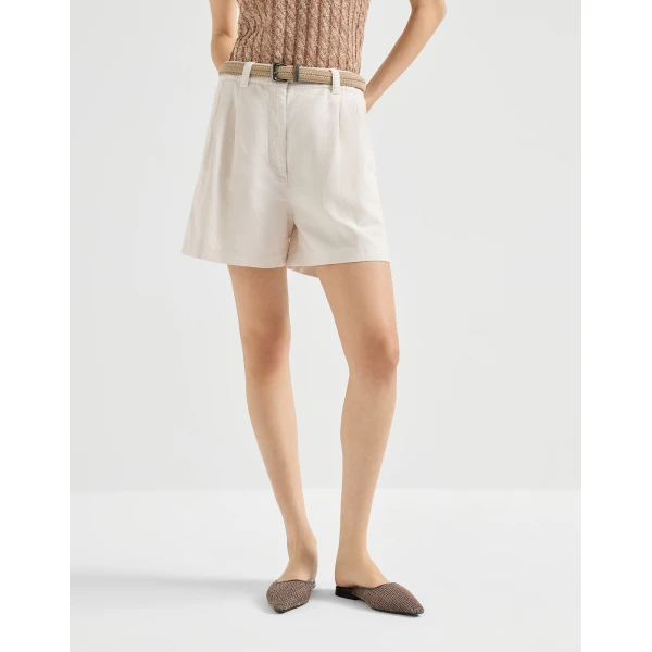 Baggy shorts with monili
