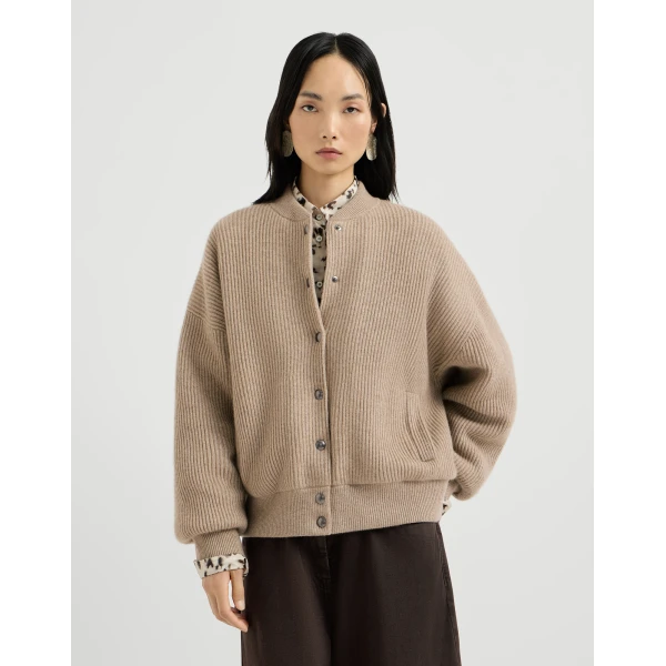 Bomber jacket with padding