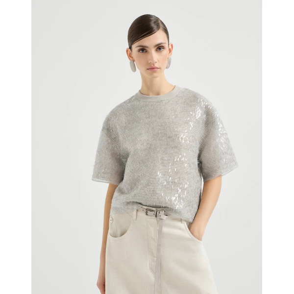 Dazzling embroidery T-shirt