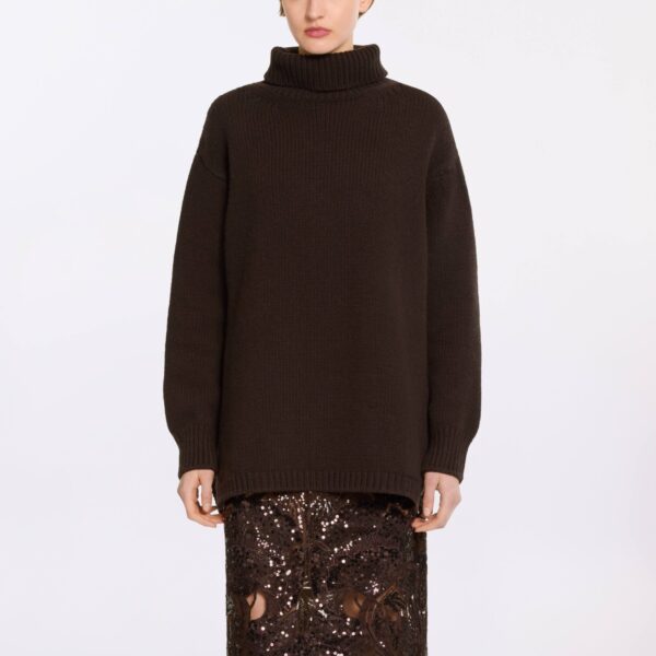 Elie Saab Knit Sweater in Beige featuring  – Luxury Designer Fashion at Coveti.