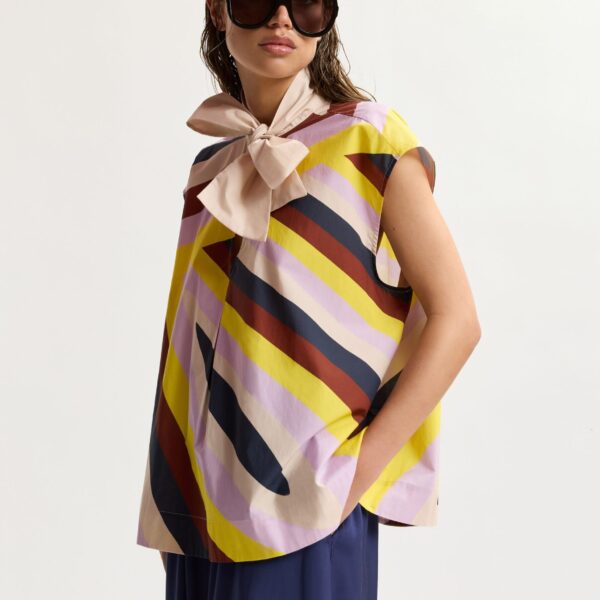Essentiel Antwerp Tops