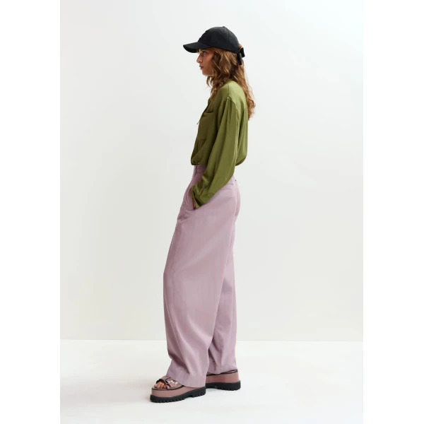 Essentiel Antwerp Khaki oversized tie-collar shirt, view 4