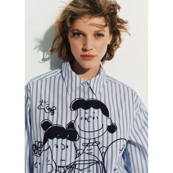 Essentiel Antwerp Light blue striped cotton shirt with Peanuts™ embroidery and pink contrast sleeves, view 6