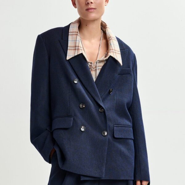 Essentiel Antwerp Jackets