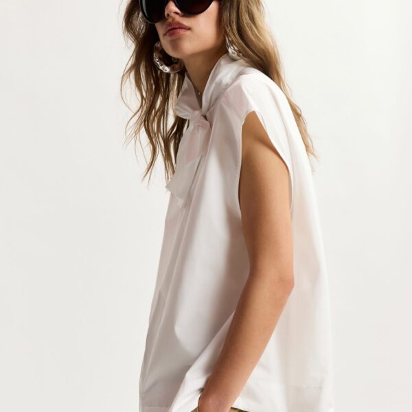 Tops White