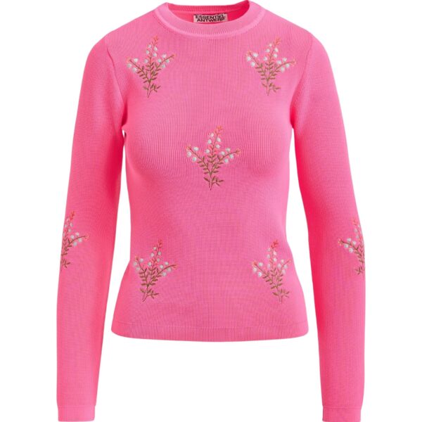 Pink knitted sweater with floral embroideries