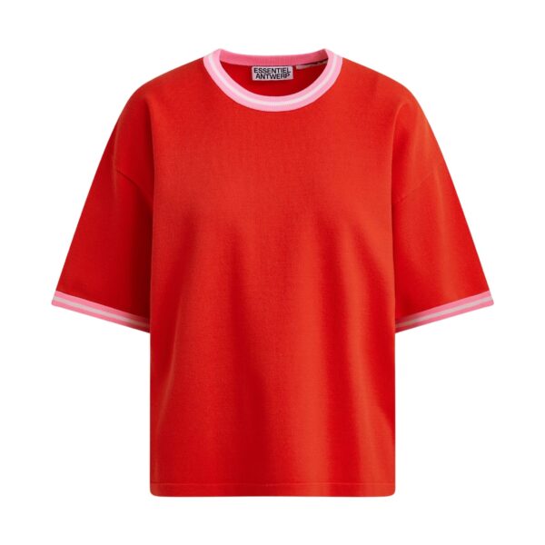 Red slightly cropped knit T-shirt with pink contrasting trim