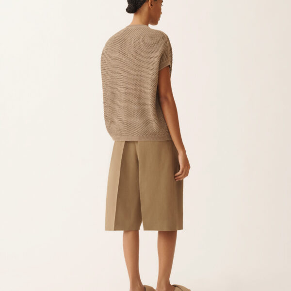 Cape in Organic Cotton with Lustrous Viscose