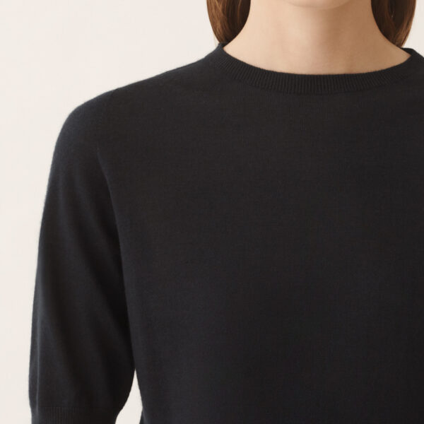 Cashmere and Silk Sweater in Night Blue - Image 5