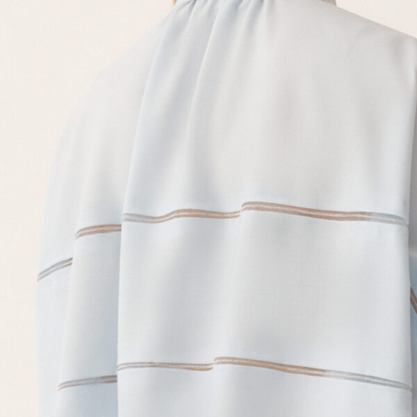 Cropped Shirt in Cool Bistretch Wool, Aqua - Image 6