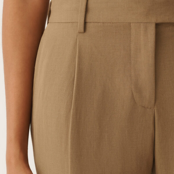 Fluid Linen and Viscose Pants in Mud - Image 6