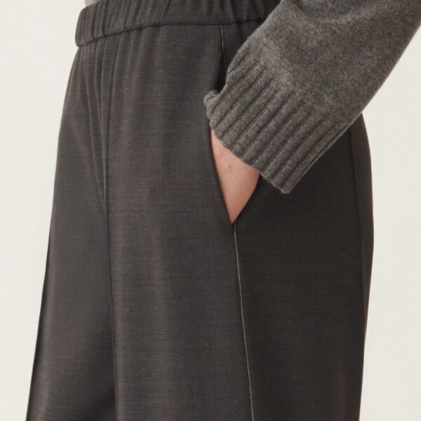 Gubbio Cool Wool Trousers in Grey - Image 5