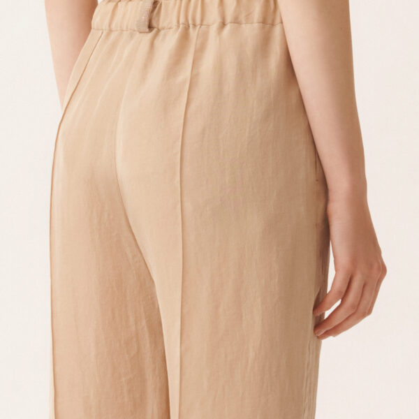 Gubbio Jogging Pants in Fluid Maple - Image 5