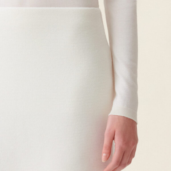 Merino Wool Miniskirt in Raffia - Image 5