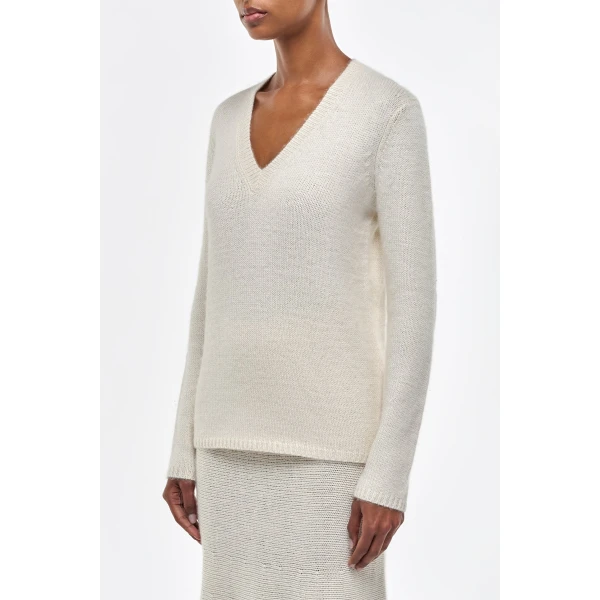 Isiah Knit V-Neck Sweater in Ivory Cashmere
