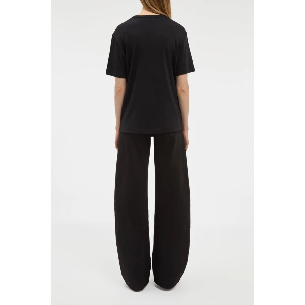 Black shirt
