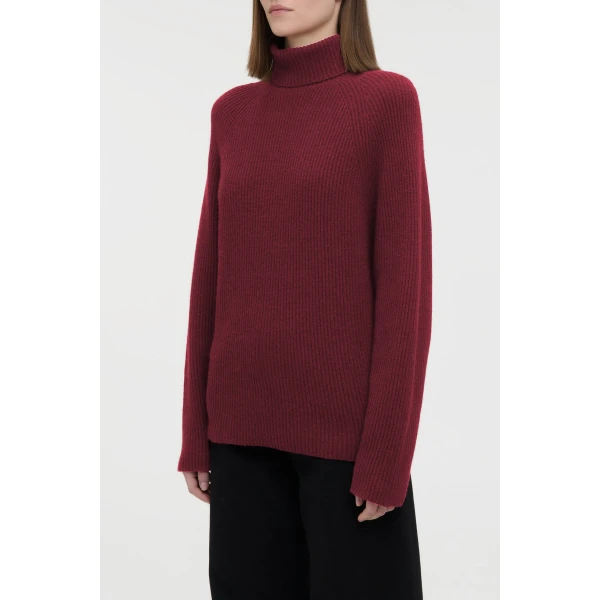 Wigman Knit Turtleneck Sweater in Bordeaux Cashmere