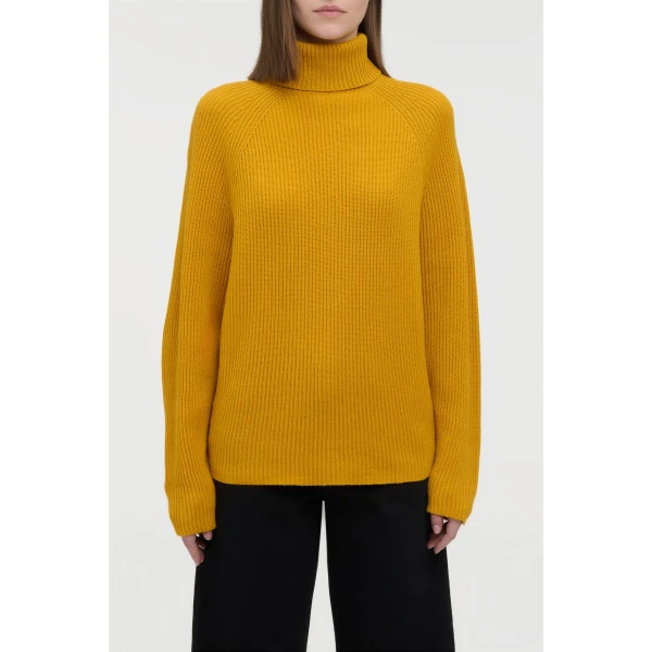 Gabriela Hearst sweater