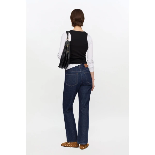Betzy Cropped Jeans in Dark Rinse Denim